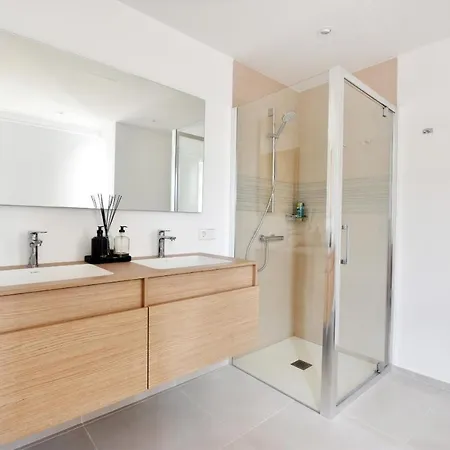 Gazmira 3 Сasa de vacaciones