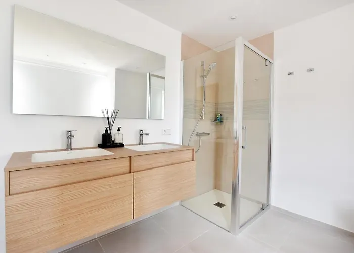 Gazmira 3 Vakantiehuis